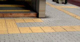 Тактильная плитка ПВХ в Куйбышеве - купить от 726 руб. в ТротуарнаяПлитка