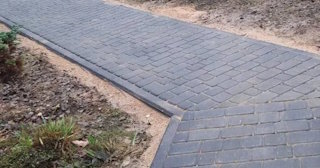 Укладка тротуарной плитки на основание в Куйбышеве в октябре